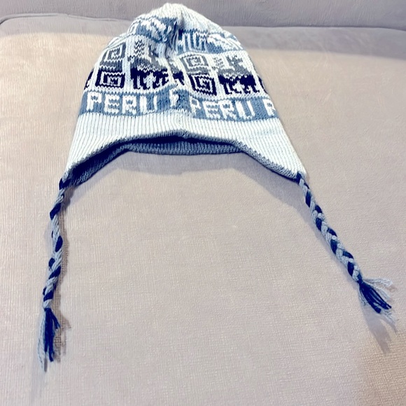 NWOT - Peruvian Alpaca Reversible Winter Hat - Picture 2 of 4